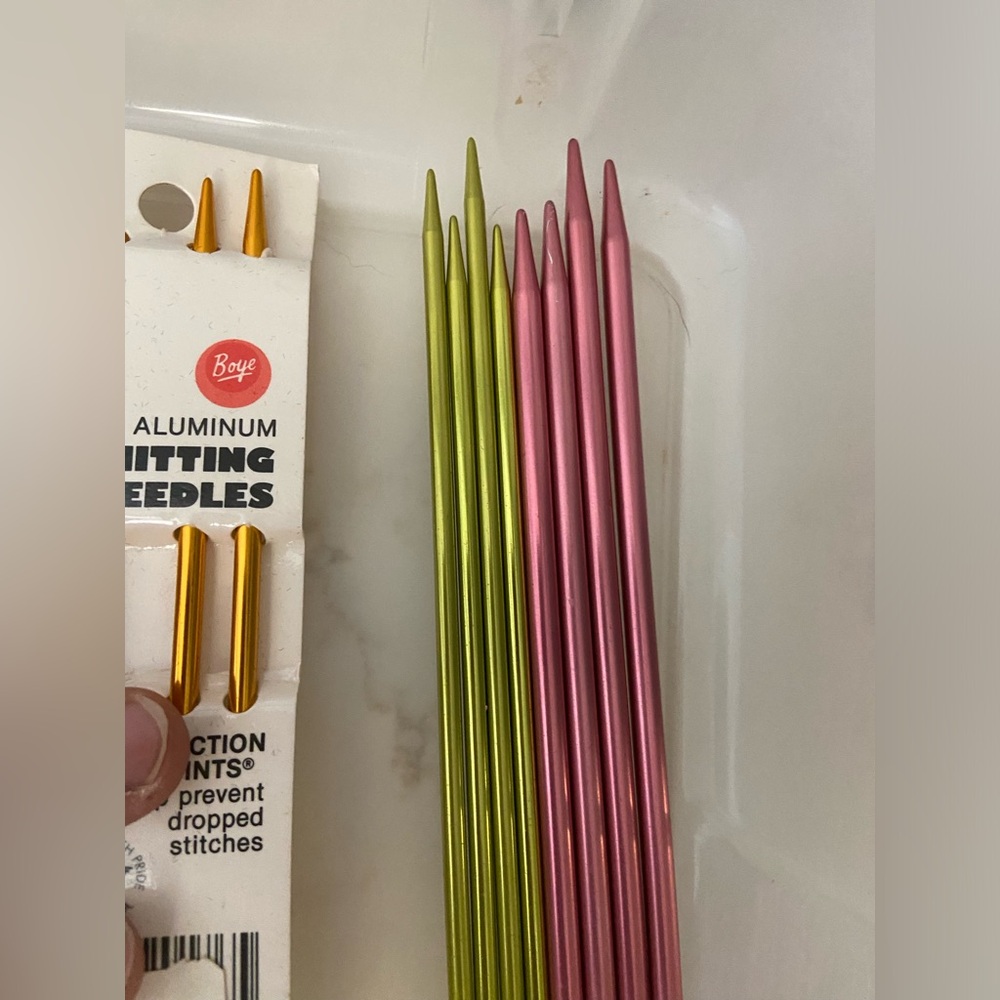 BOYE 4-Set Aluminum KNITTING NEEDLES